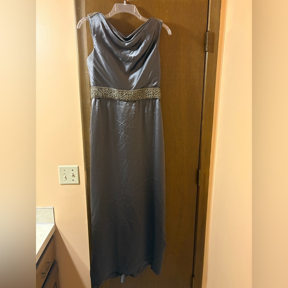 Marchesa silver/gray metallic bejeweled silk gown